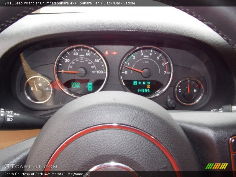 Sahara Tan / Black/Dark Saddle 2011 Jeep Wrangler Unlimited Sahara 4x4