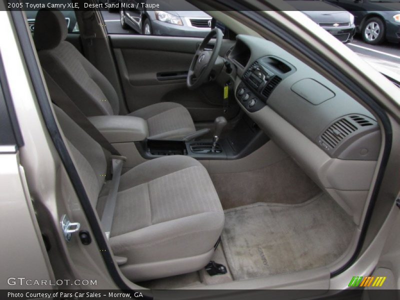 Desert Sand Mica / Taupe 2005 Toyota Camry XLE
