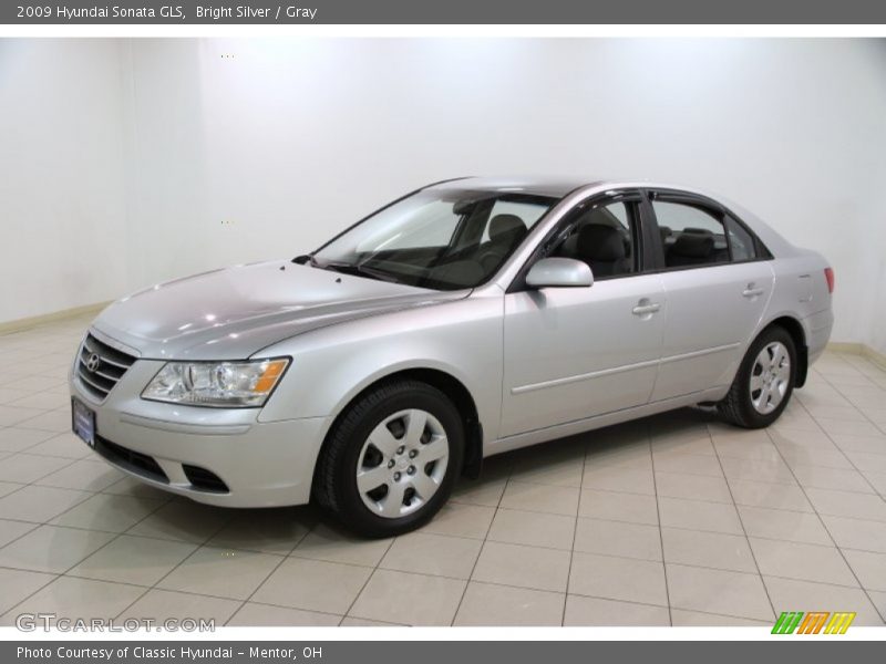 Bright Silver / Gray 2009 Hyundai Sonata GLS