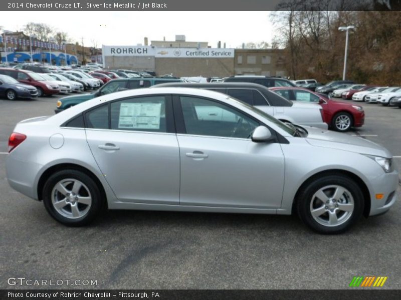 Silver Ice Metallic / Jet Black 2014 Chevrolet Cruze LT