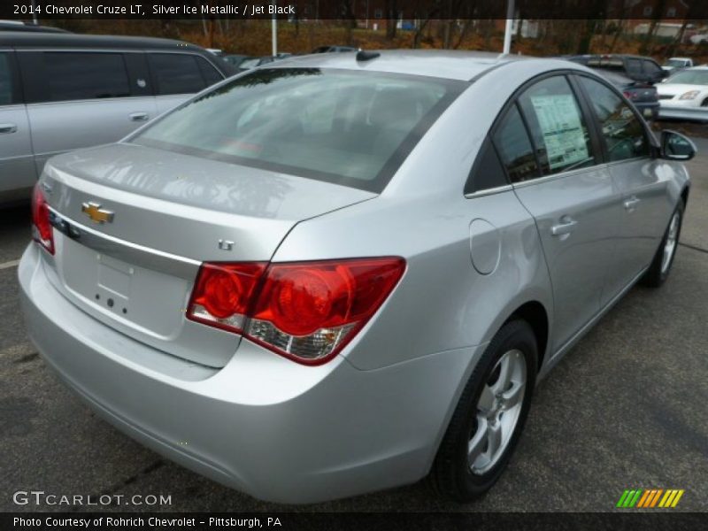 Silver Ice Metallic / Jet Black 2014 Chevrolet Cruze LT