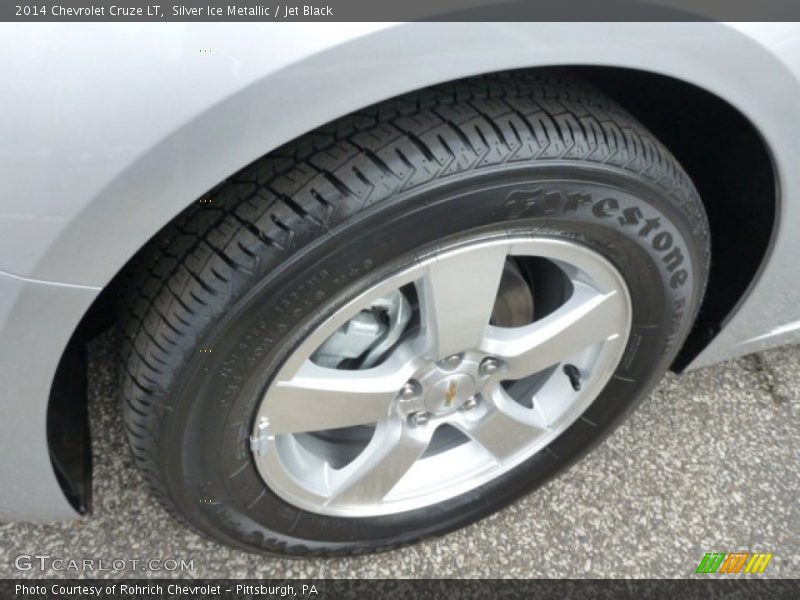 Silver Ice Metallic / Jet Black 2014 Chevrolet Cruze LT