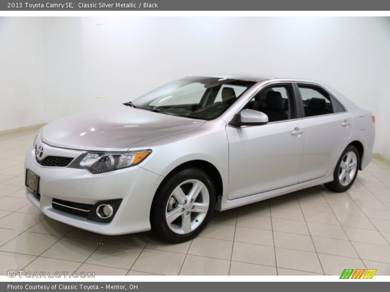 Classic Silver Metallic / Black 2013 Toyota Camry SE