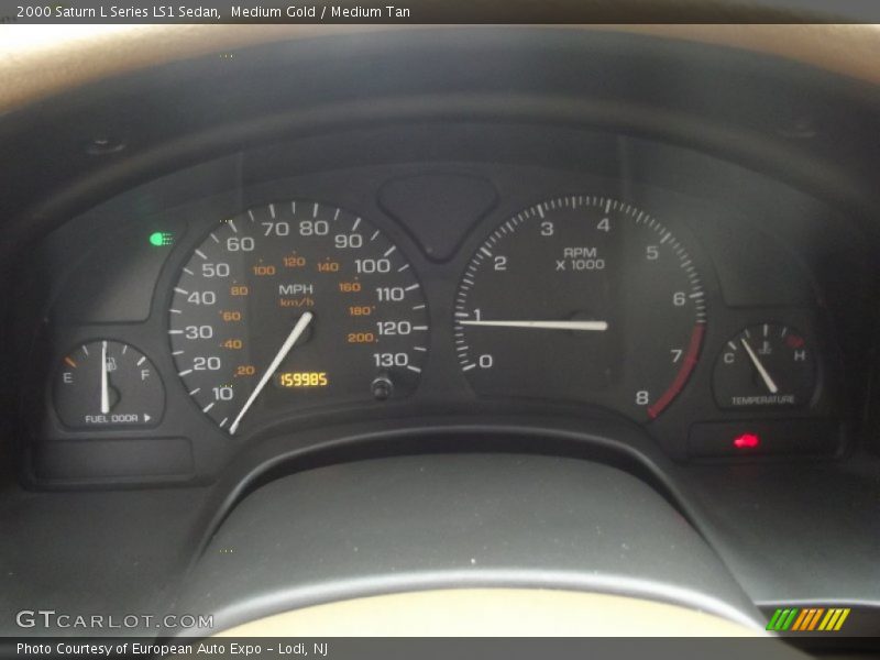 Medium Gold / Medium Tan 2000 Saturn L Series LS1 Sedan
