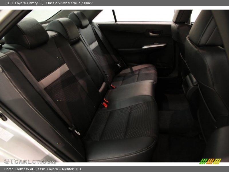 Classic Silver Metallic / Black 2013 Toyota Camry SE