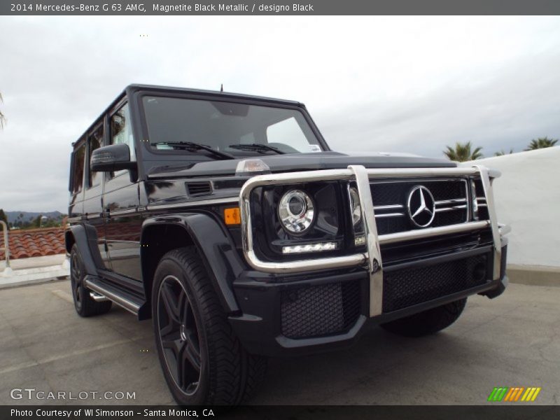 Front 3/4 View of 2014 G 63 AMG