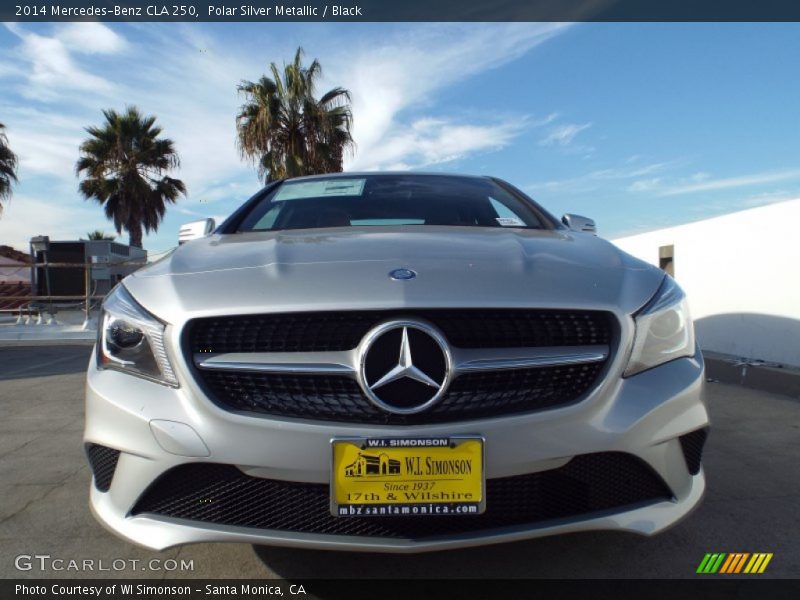 Polar Silver Metallic / Black 2014 Mercedes-Benz CLA 250