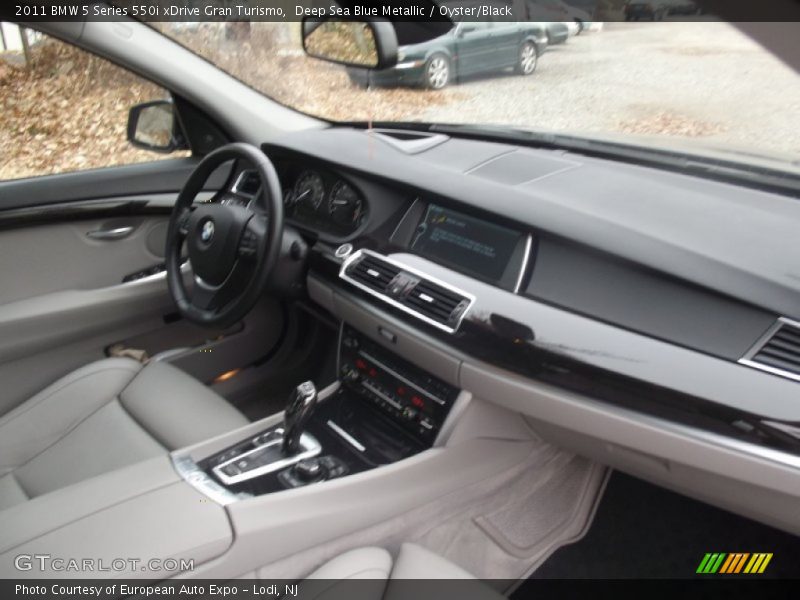 Deep Sea Blue Metallic / Oyster/Black 2011 BMW 5 Series 550i xDrive Gran Turismo