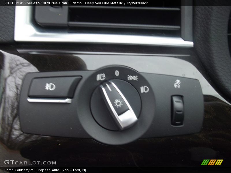 Deep Sea Blue Metallic / Oyster/Black 2011 BMW 5 Series 550i xDrive Gran Turismo