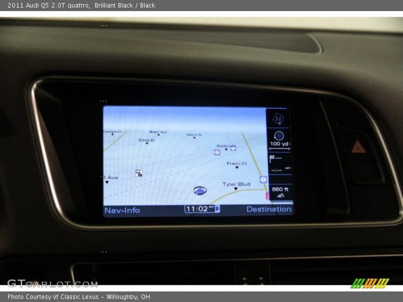 Brilliant Black / Black 2011 Audi Q5 2.0T quattro