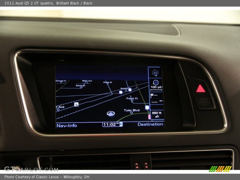 Brilliant Black / Black 2011 Audi Q5 2.0T quattro