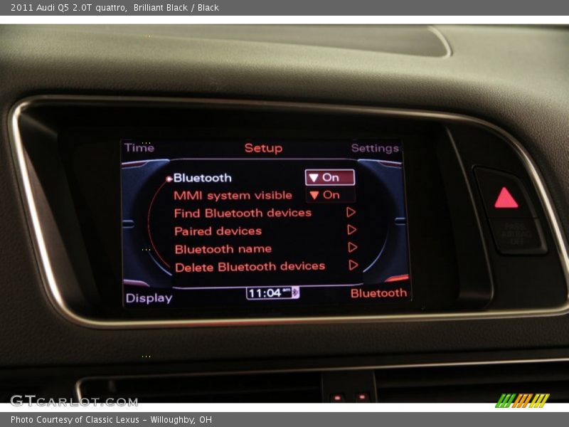 Brilliant Black / Black 2011 Audi Q5 2.0T quattro