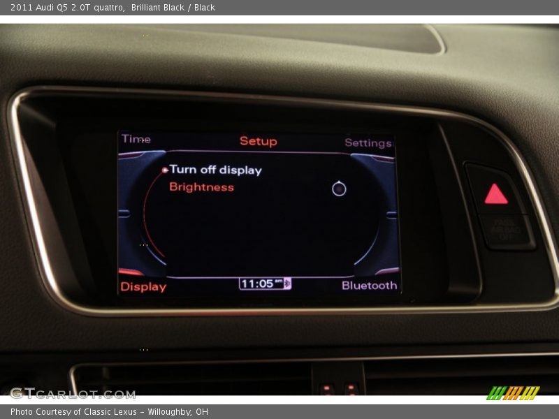 Brilliant Black / Black 2011 Audi Q5 2.0T quattro