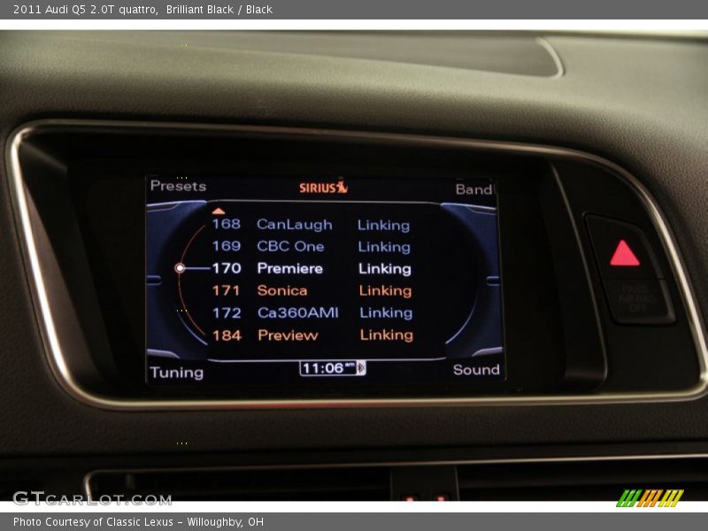 Brilliant Black / Black 2011 Audi Q5 2.0T quattro