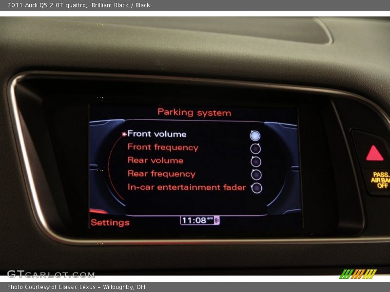 Brilliant Black / Black 2011 Audi Q5 2.0T quattro