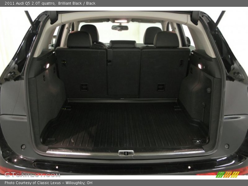 Brilliant Black / Black 2011 Audi Q5 2.0T quattro