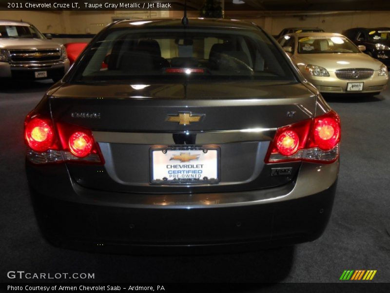 Taupe Gray Metallic / Jet Black 2011 Chevrolet Cruze LT