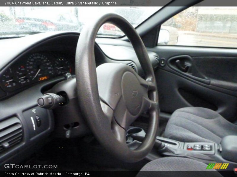 Ultra Silver Metallic / Graphite 2004 Chevrolet Cavalier LS Sedan