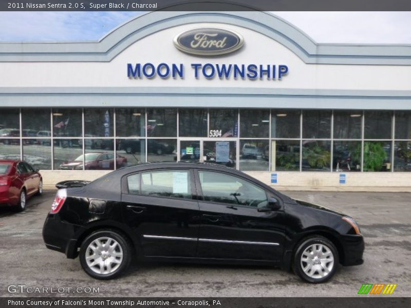 Super Black / Charcoal 2011 Nissan Sentra 2.0 S