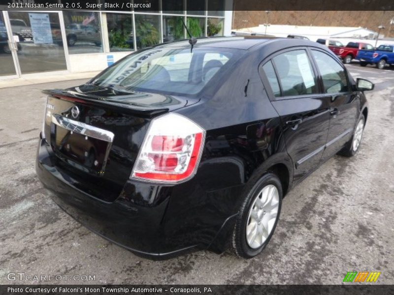 Super Black / Charcoal 2011 Nissan Sentra 2.0 S