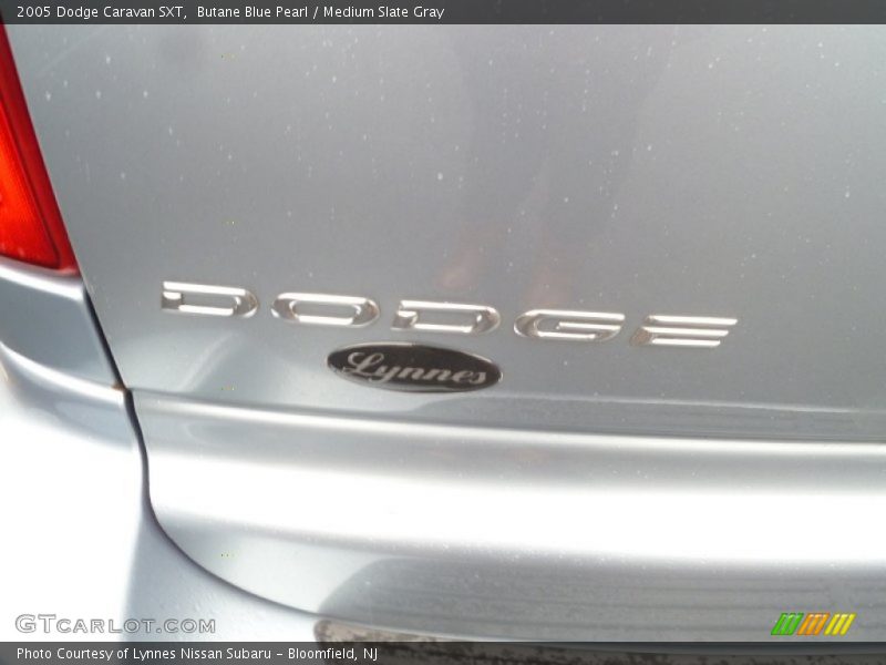 Butane Blue Pearl / Medium Slate Gray 2005 Dodge Caravan SXT