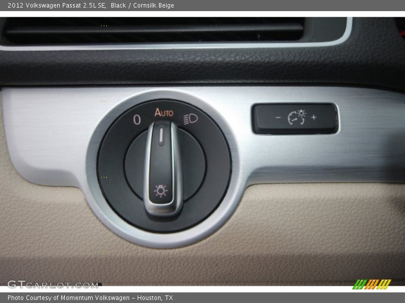 Black / Cornsilk Beige 2012 Volkswagen Passat 2.5L SE