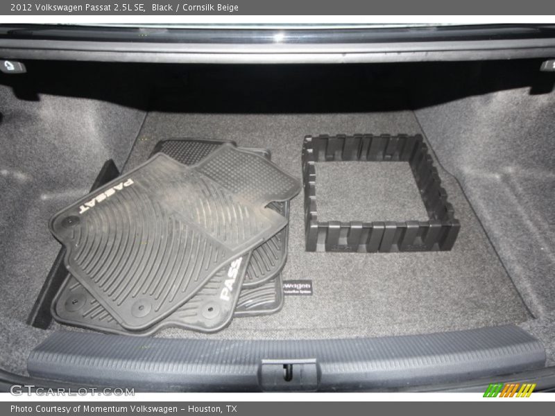 Black / Cornsilk Beige 2012 Volkswagen Passat 2.5L SE