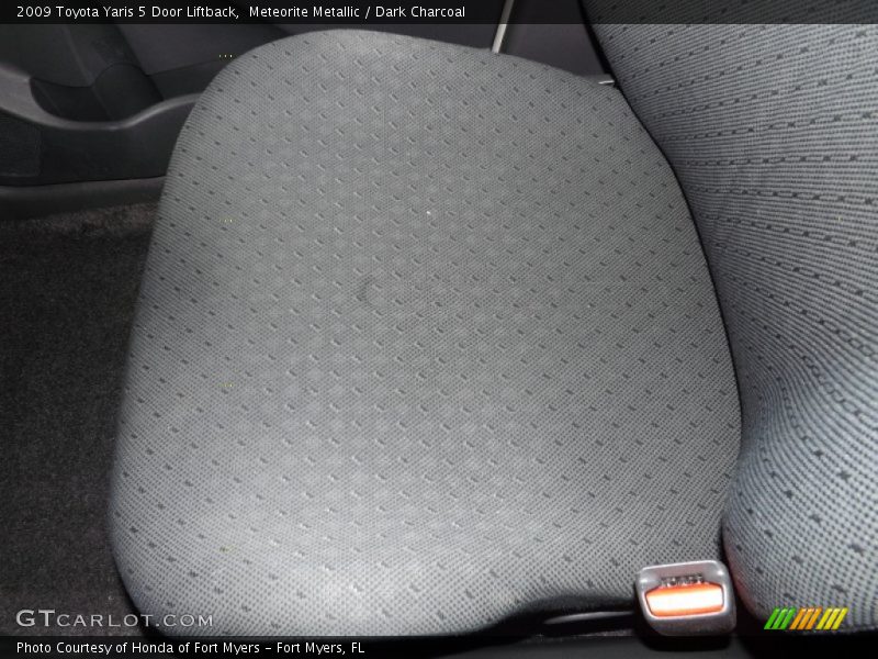Meteorite Metallic / Dark Charcoal 2009 Toyota Yaris 5 Door Liftback