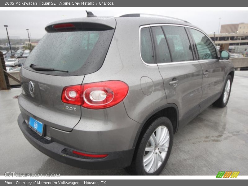Alpine Grey Metallic / Charcoal 2009 Volkswagen Tiguan SE