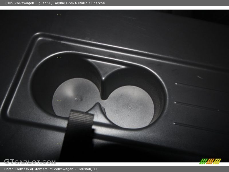 Alpine Grey Metallic / Charcoal 2009 Volkswagen Tiguan SE