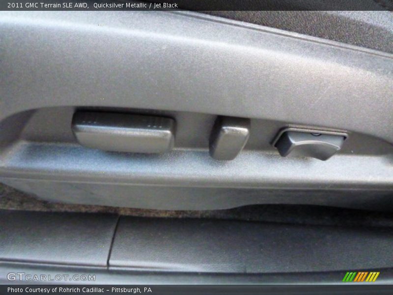 Quicksilver Metallic / Jet Black 2011 GMC Terrain SLE AWD