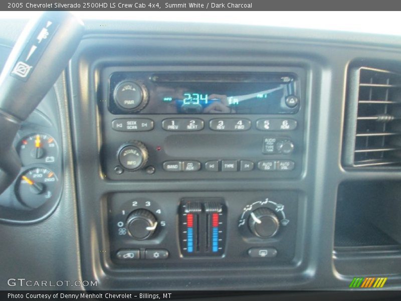 Summit White / Dark Charcoal 2005 Chevrolet Silverado 2500HD LS Crew Cab 4x4