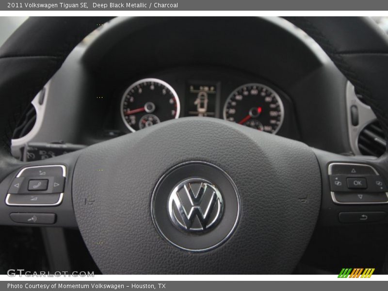 Deep Black Metallic / Charcoal 2011 Volkswagen Tiguan SE