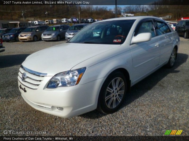 Front 3/4 View of 2007 Avalon Limited