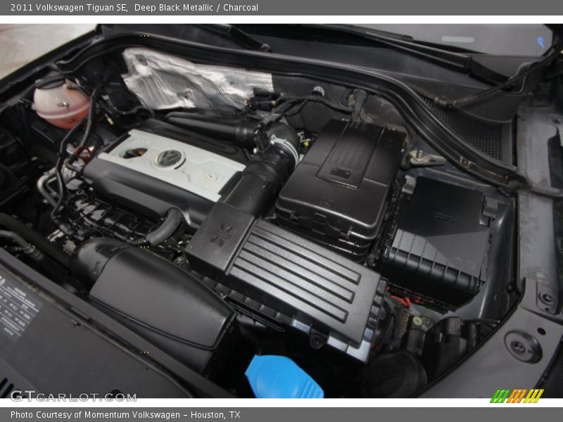 Deep Black Metallic / Charcoal 2011 Volkswagen Tiguan SE