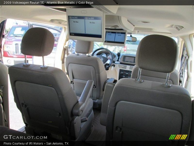 Atlantis Blue Metallic / Gobi Beige 2009 Volkswagen Routan SE