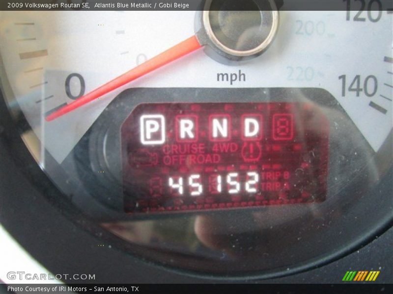 Atlantis Blue Metallic / Gobi Beige 2009 Volkswagen Routan SE
