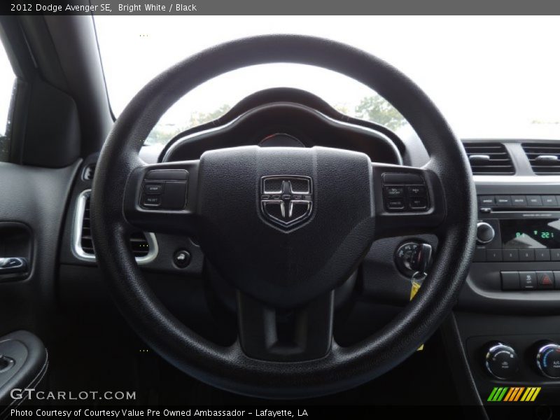 Bright White / Black 2012 Dodge Avenger SE