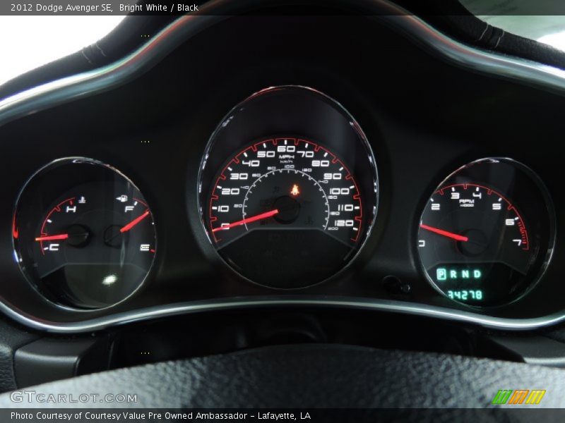 Bright White / Black 2012 Dodge Avenger SE