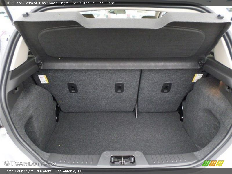 Ingot Silver / Medium Light Stone 2014 Ford Fiesta SE Hatchback