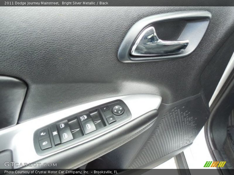 Bright Silver Metallic / Black 2011 Dodge Journey Mainstreet