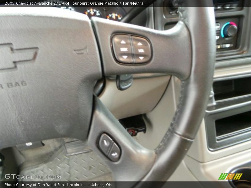 Sunburst Orange Metallic / Tan/Neutral 2005 Chevrolet Avalanche Z71 4x4
