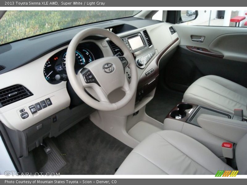 Super White / Light Gray 2013 Toyota Sienna XLE AWD
