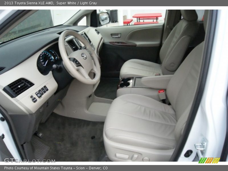 Super White / Light Gray 2013 Toyota Sienna XLE AWD