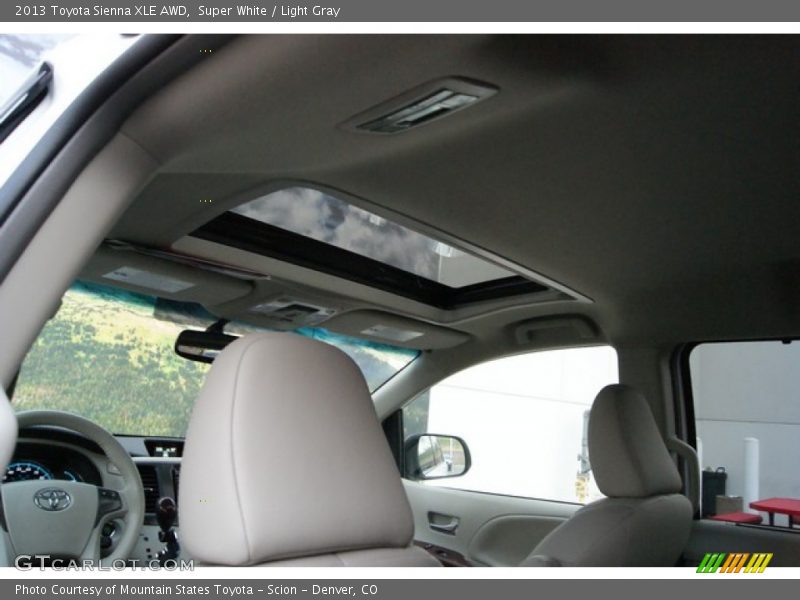 Super White / Light Gray 2013 Toyota Sienna XLE AWD