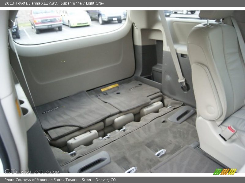 Super White / Light Gray 2013 Toyota Sienna XLE AWD
