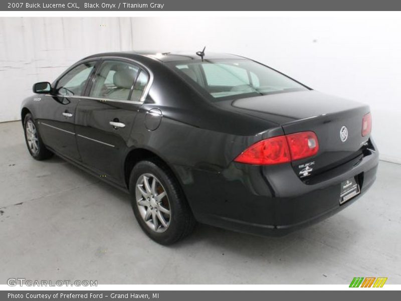 Black Onyx / Titanium Gray 2007 Buick Lucerne CXL