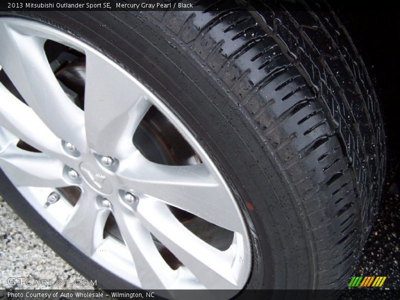 Mercury Gray Pearl / Black 2013 Mitsubishi Outlander Sport SE