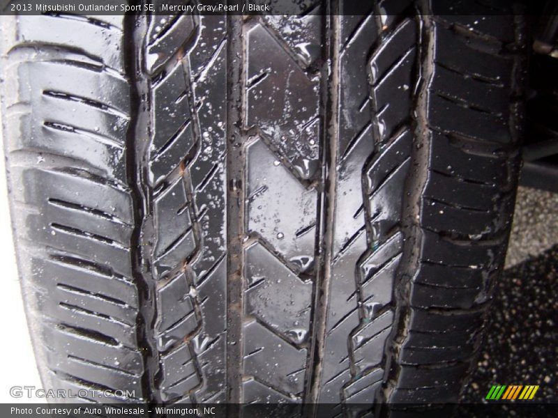 Mercury Gray Pearl / Black 2013 Mitsubishi Outlander Sport SE