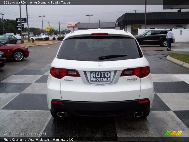 White Diamond Pearl / Taupe 2011 Acura RDX